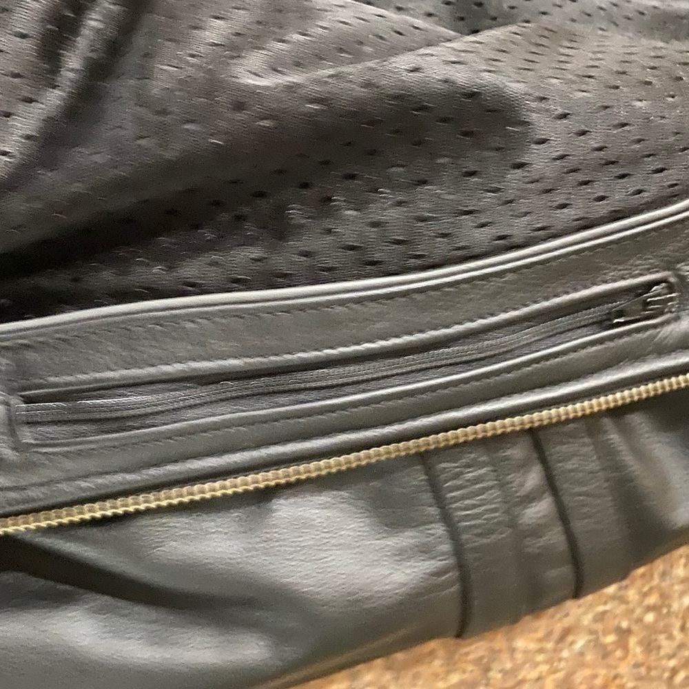 Authentic Harley Davidson Miss Enthusiast Leather Jacket EUC Size 1W - Picture 6 of 6
